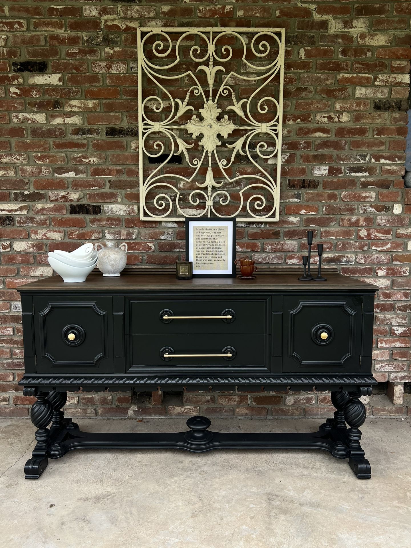 Beautiful Buffet Table/ Entry Table