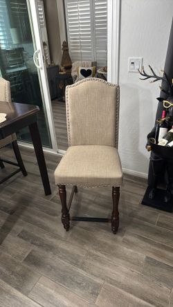 Counter height dining