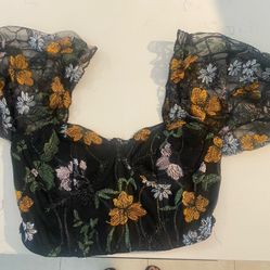 Black Lacey With Flowers Crop Top