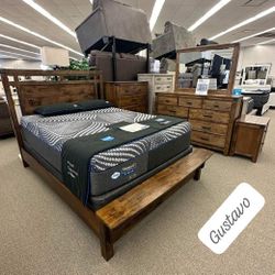 $39 Down Bedroom Set Queen or King Bed Dresser Nightstand Mirror Total Price 