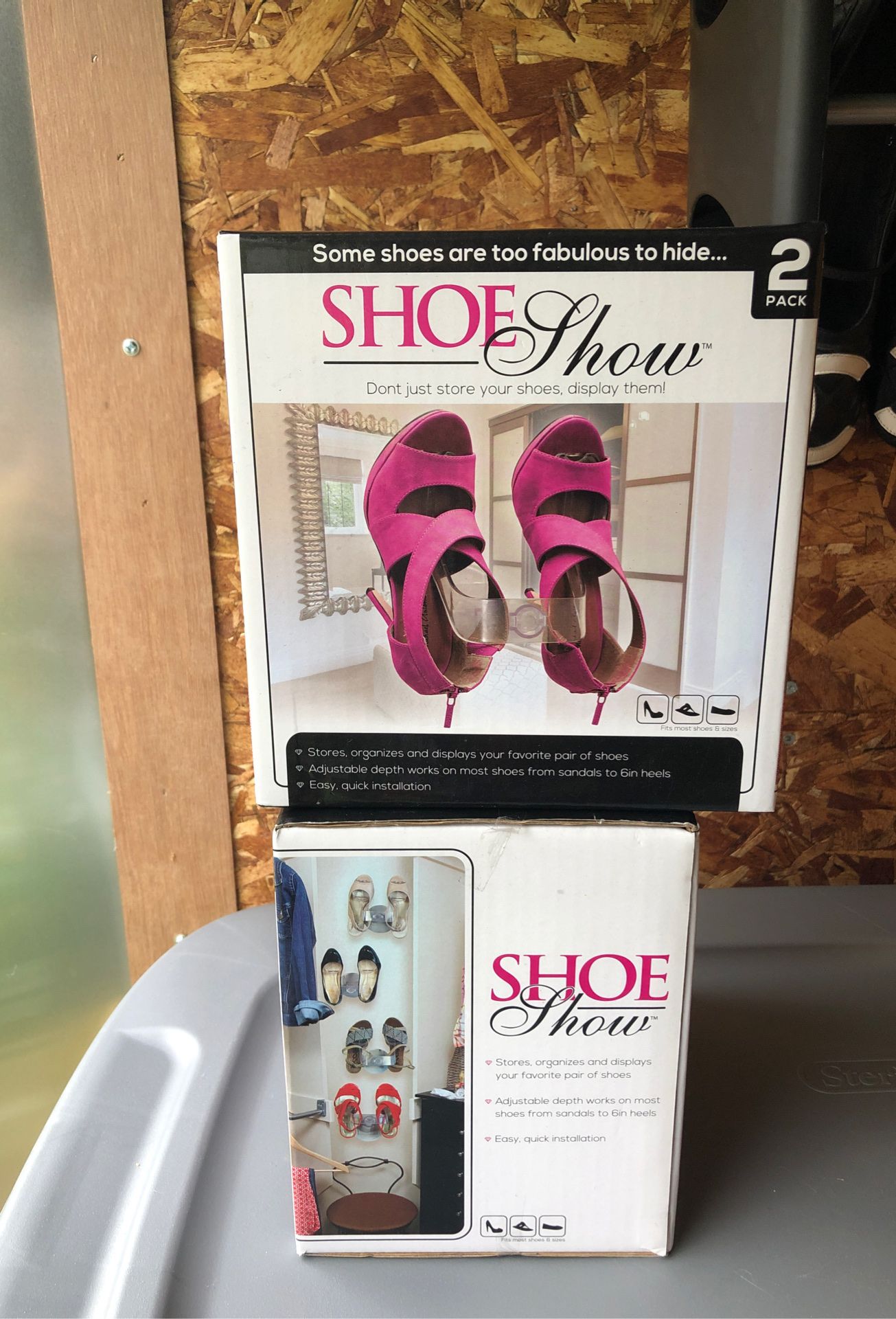 Shoe displays for 2 pairs.