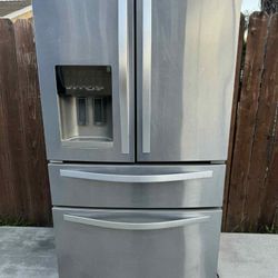 Whirlpool French Door Refrigerator Stainless Steel With 4 Doors