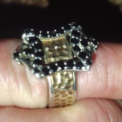 925 CZ China Ring sz 4