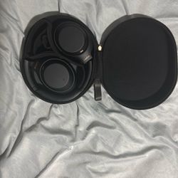 Navy Blue Sony Xm4