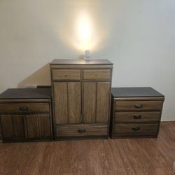 Mid Century Dresser and Nightstands 