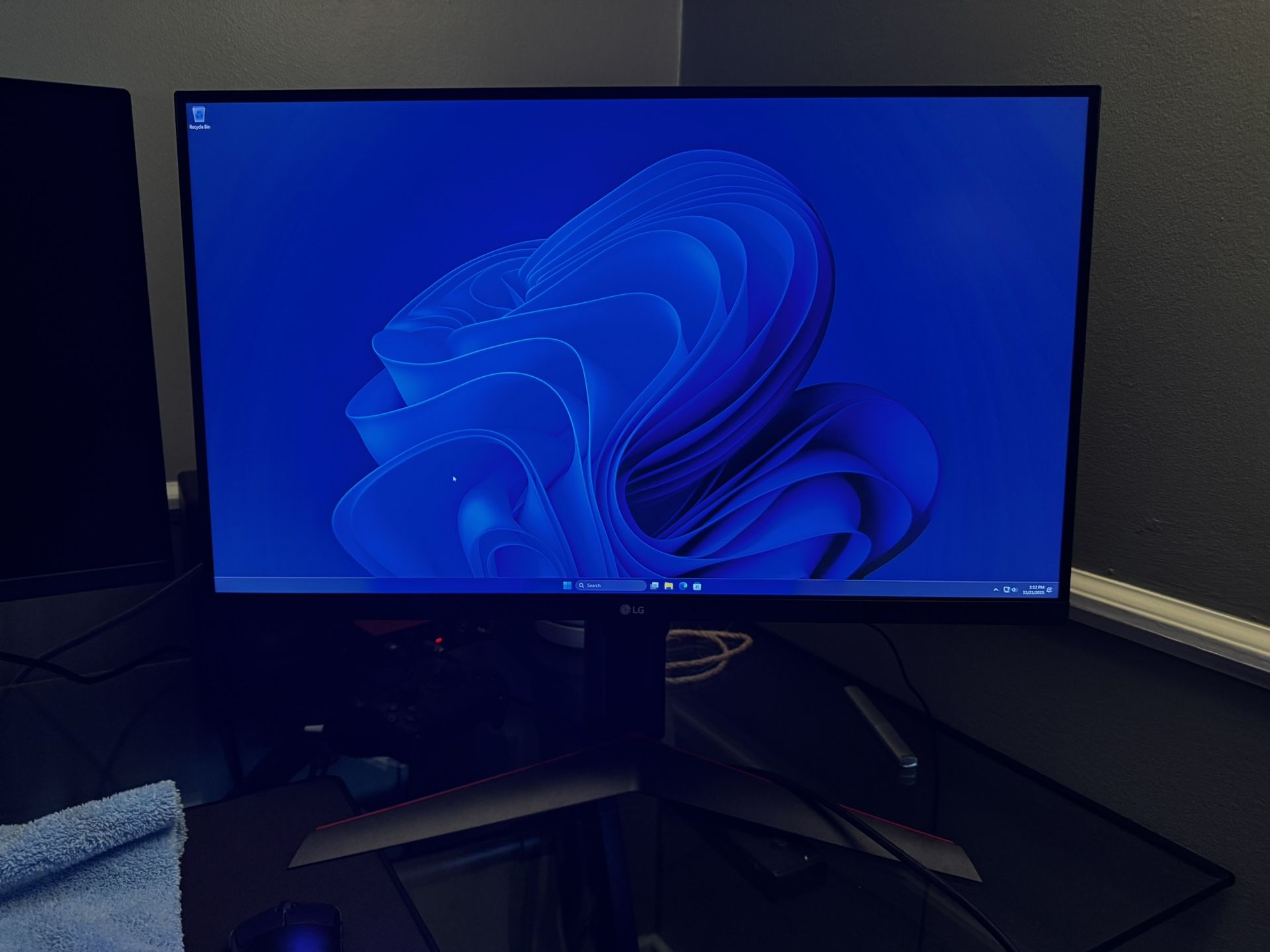 LG 27” 1440p 144hz Monitor