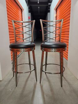 Hillsdale Furniture Harlow Metal Counter Height Swivel Stool (Set of 2)