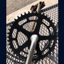 LUN-CHI BLACK CHAINWHEEL 44T Crank Set With Pedals