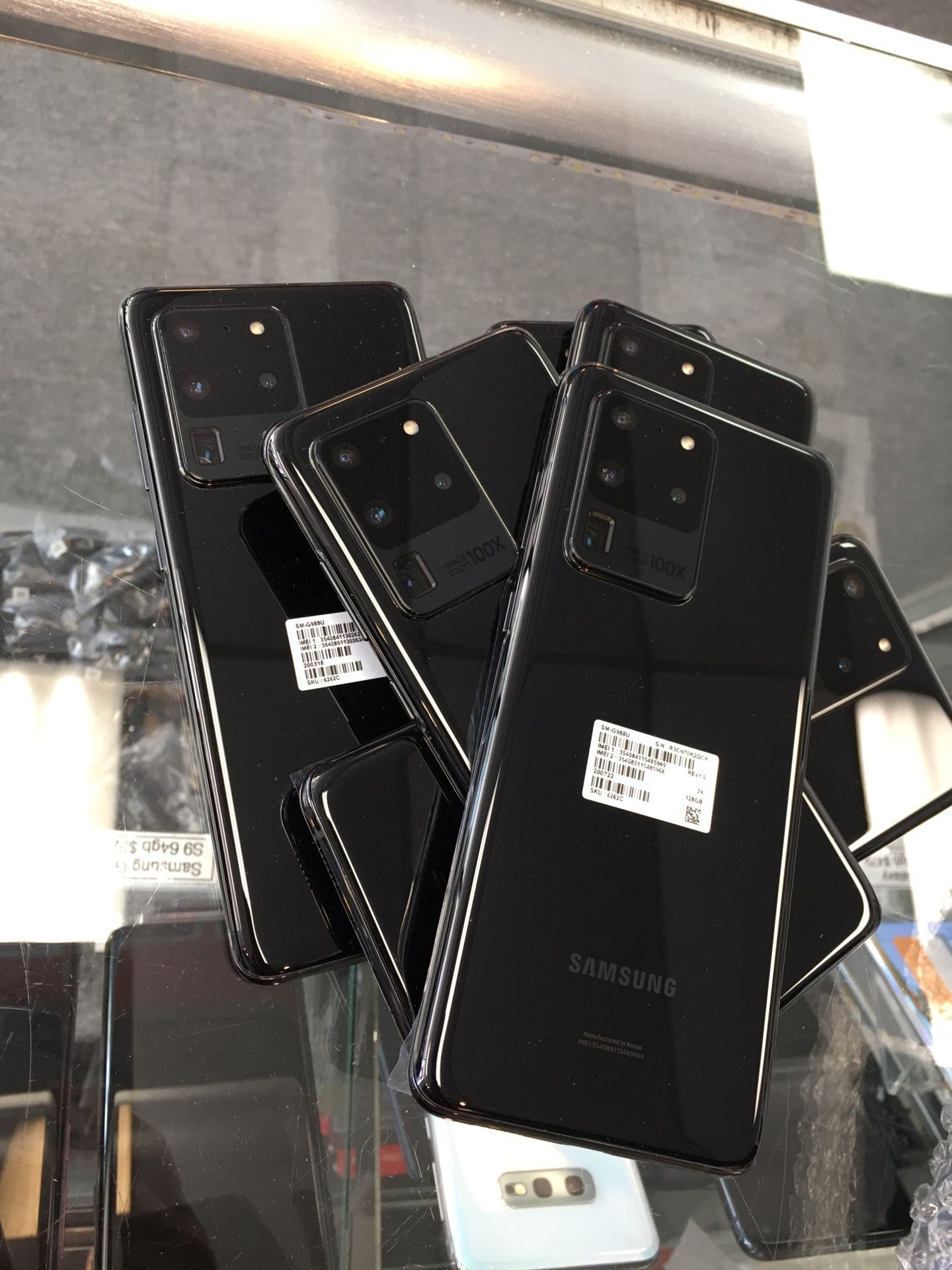 Samsung Galaxy S20 Ultra 5G 128gb Unlocked Excellent Condition