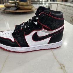 2019 Air Jordan 1 Retro High OG ‘Bloodline’