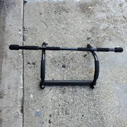 Pull Up Bar 