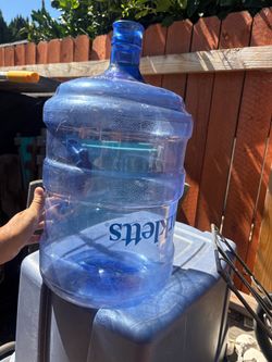 5 gallon water bottle