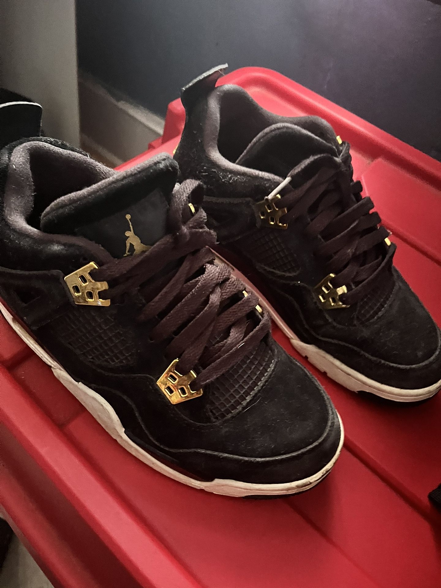 Jordans 4s, Uggs, Jordan 8 , Jordan 9s