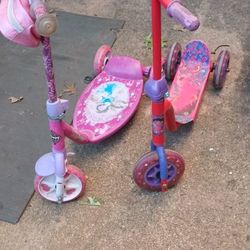 Plano Pick Up Only- Metal Base Very Sturdy Dora 3 Wheel Scooter 