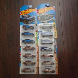 Hot Wheels Die-Cast Cars Lot of 14