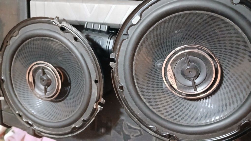 2 Kenwood 6.5 Speakers Works 