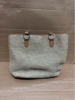 Bueno Raffia Straw Shoulder Bag Medium Tote Handbag Beige Quiet Luxury