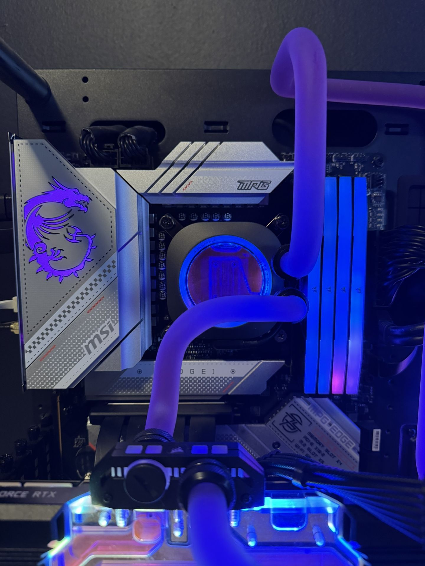 Intel 13900k with Mobo(msi mpg edge wifi)