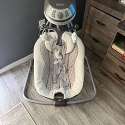 Graco simple sway swing