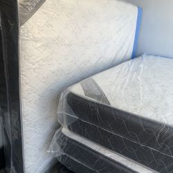 Mattress 4 Sellers Brand New 🆕 Twin Size$98 Full Size Mattress $175. Queen Size $199 King Size $339 Location 303 Pocasset Ave Providence Ri 