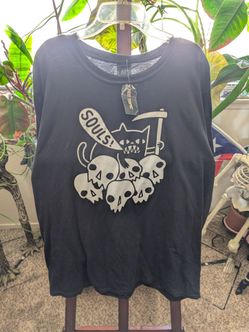 Hot topic shirt