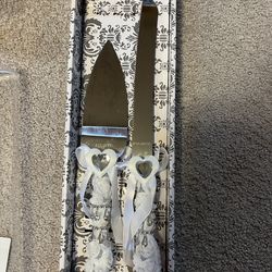 Wedding  cake cutter