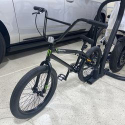 Monster Energy Bike 