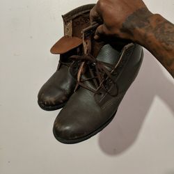 : ATTENTION - Official Worn BILL COSBY State Boots