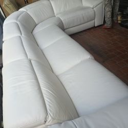 SECTIONAL RECLINER ELECTRIC LEATHER WHITE COLOR.. DELIVERY SERVICE AVAILABLE 🚚⚡🚚