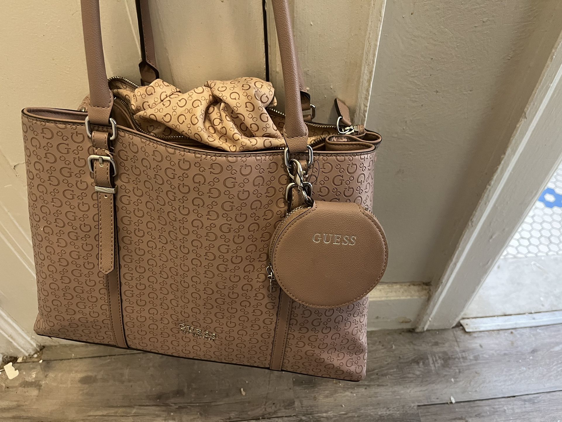 Guess Designer Purse Leather