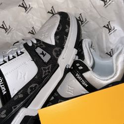 Loui Vuitton