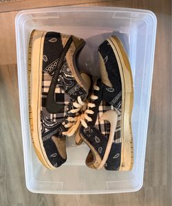 Travis Scott Dunks