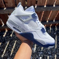 Jordan 4 Midnight Navy (Size 4Y, 5.5Y, 6Y, 9.5, 10, 10.5, 11)