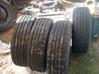 Michellin 245/70/r17. & 245/75R17