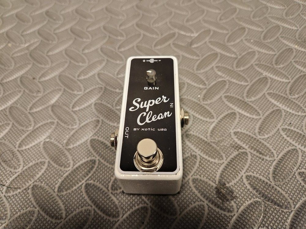 Xotic Super Clean Booster Pedal