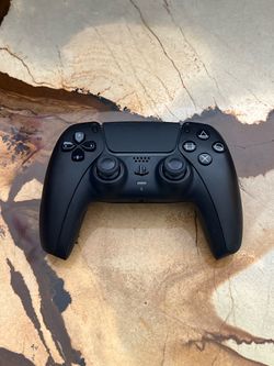 Black Ps5 controller