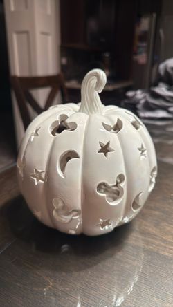 Disney Pumpkin 🎃 Halloween