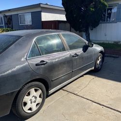 2005 Honda Accord (Manual Car)