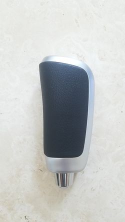 2018 Toyota Tundra shift knob