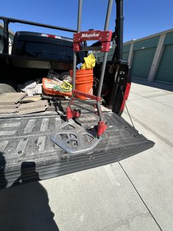 Milwaukee Foldable Hand Truck