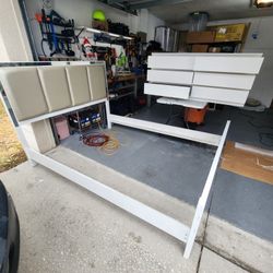 Queen bed with modern shoe rack,Cama Queen Con Zapatera Moderna