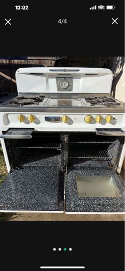 Vintage Wedgewood Double Oven Gas Range