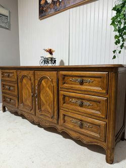 Dresser, Cajonera