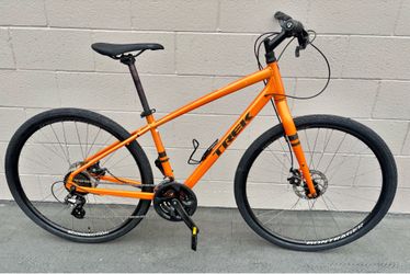 Trek Verve hybrid bicycle size Medium