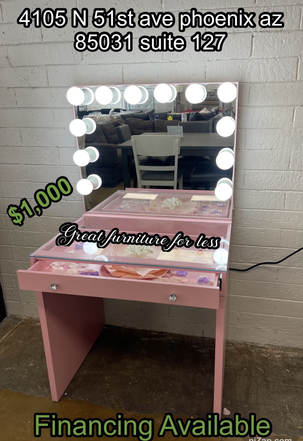 Impressions Vanity Pink With Mirror Brand New