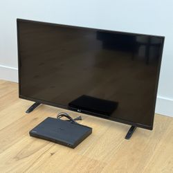 USED LG 40LH5000 40" Full HD 1080p LCD TV w/ free Bluray Player