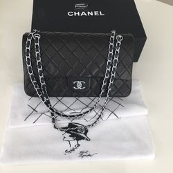 CHANEL  LEATHER CROSSBODY BAG 