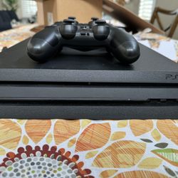 PS4 Pro BLACK