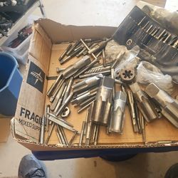 Taps & Dies 115 Count, USA, UNUSED, EXCELLENT CONDITION,  E MESA 