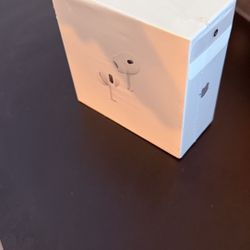 AirPods Pro 2 (2nd Gen) with Active Noise Cancellation – Great Condition 
